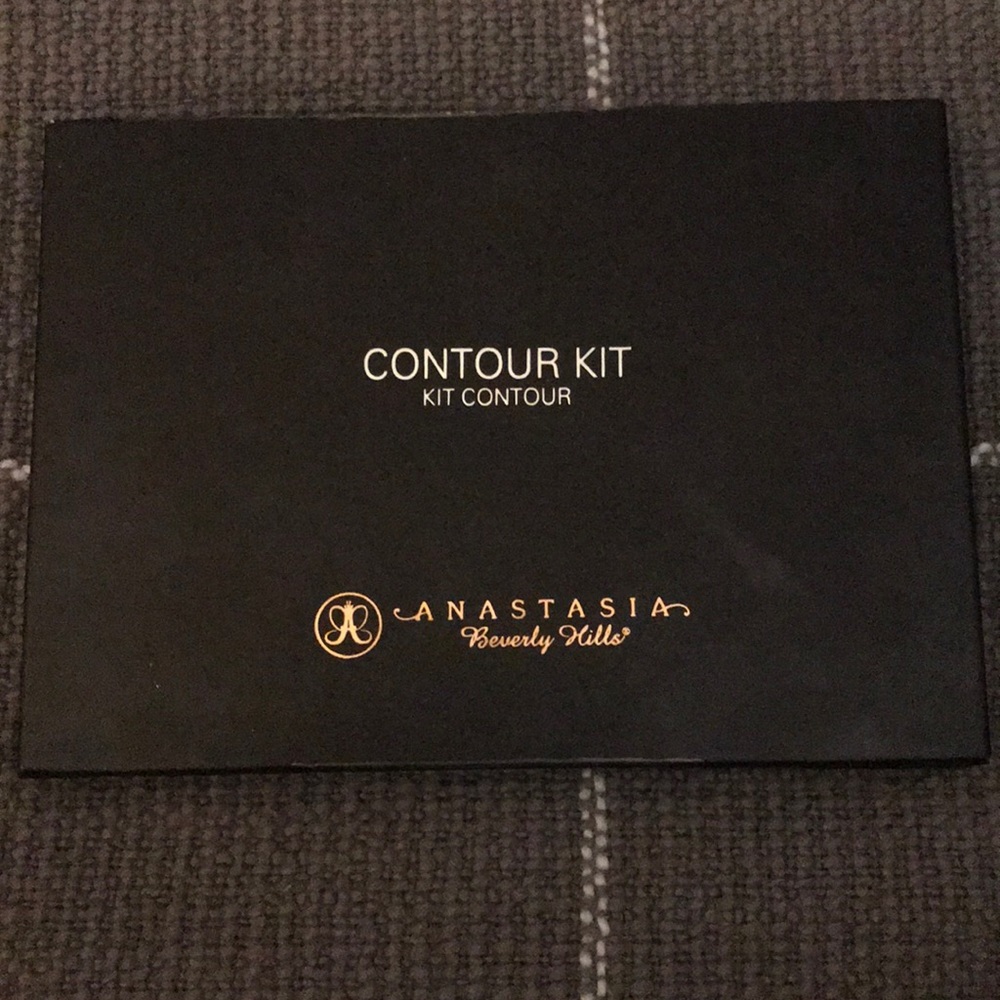Anastasia Beverly Hills contour kit